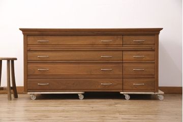 《台輪取り付け加工費込み》中古　シャルドネ(CHARDONNAY)　CRIVILLE(クリビーレ)　リメイク　ウォールナット材　仕切り付きが便利!ナチュラルな雰囲気が素敵なローチェスト(R-051563)