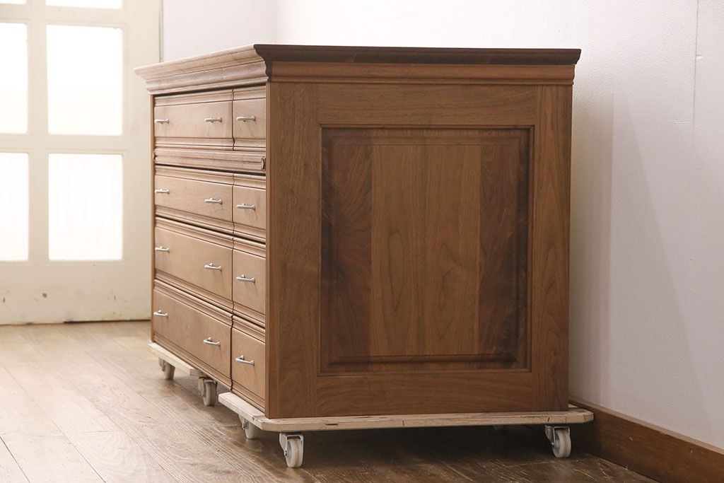 《台輪取り付け加工費込み》中古　シャルドネ(CHARDONNAY)　CRIVILLE(クリビーレ)　リメイク　ウォールナット材　仕切り付きが便利!ナチュラルな雰囲気が素敵なローチェスト(R-051563)