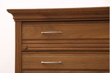 《台輪取り付け加工費込み》中古　シャルドネ(CHARDONNAY)　CRIVILLE(クリビーレ)　リメイク　ウォールナット材　仕切り付きが便利!ナチュラルな雰囲気が素敵なローチェスト(R-051563)