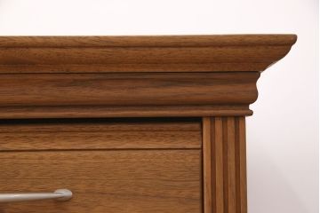 《台輪取り付け加工費込み》中古　シャルドネ(CHARDONNAY)　CRIVILLE(クリビーレ)　リメイク　ウォールナット材　仕切り付きが便利!ナチュラルな雰囲気が素敵なローチェスト(R-051563)