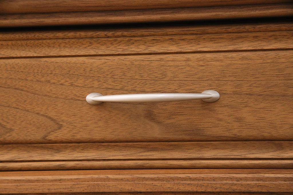 《台輪取り付け加工費込み》中古　シャルドネ(CHARDONNAY)　CRIVILLE(クリビーレ)　リメイク　ウォールナット材　仕切り付きが便利!ナチュラルな雰囲気が素敵なローチェスト(R-051563)