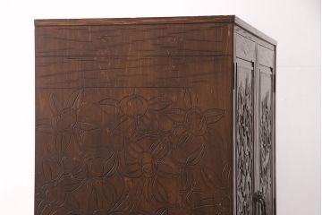 中古　伝統工芸　軽井沢彫り　図柄が珍しい!!　彫刻の意匠が華やかなワードローブ(洋服タンス)(R-051568)