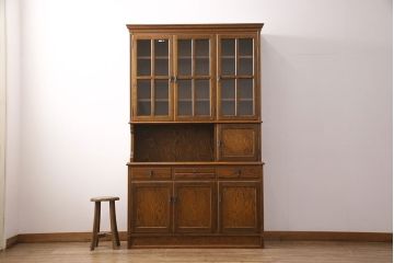 中古　三越家具　カントリーハウス　洋風家具　イギリスカントリースタイルのような温かみのある空間にぴったりの重ね食器棚(キャビネット、収納棚、ブルージュ、ビンテージ)(R-051569)