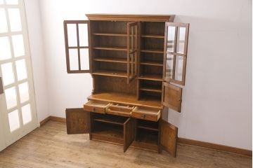 中古　三越家具　カントリーハウス　洋風家具　イギリスカントリースタイルのような温かみのある空間にぴったりの重ね食器棚(キャビネット、収納棚、ブルージュ、ビンテージ)(R-051569)