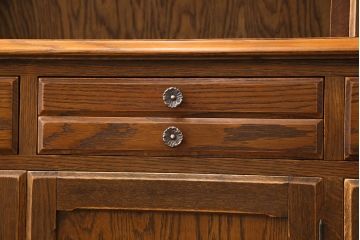 中古　三越家具　カントリーハウス　洋風家具　イギリスカントリースタイルのような温かみのある空間にぴったりの重ね食器棚(キャビネット、収納棚、ブルージュ、ビンテージ)(R-051569)