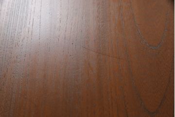 和製アンティーク　総ケヤキ材　分厚い材を贅沢に使用した重厚な佇まいの帳場箪笥(ローボード、引き出し)(R-051570)