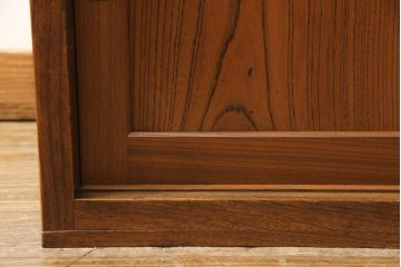 和製アンティーク　総ケヤキ材　分厚い材を贅沢に使用した重厚な佇まいの帳場箪笥(ローボード、引き出し)(R-051570)