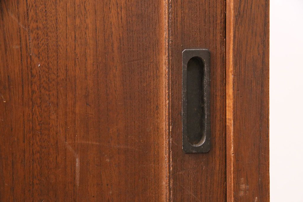 和製アンティーク　総ケヤキ材　分厚い材を贅沢に使用した重厚な佇まいの帳場箪笥(ローボード、引き出し)(R-051570)