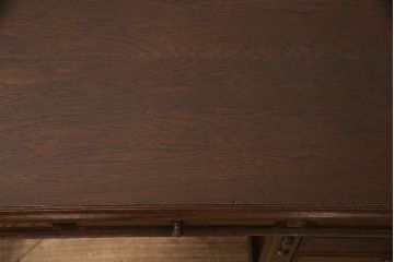 ヴィンテージ家具　三越家具　カントリーハウス　希少な絶版品ブルージュ　挽き物加工や引手のデザインがおしゃれ!クラシカルな雰囲気を高める片袖机(ワークデスク、平机、ビンテージ)(R-051571)