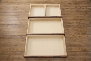 中古　美品　広島・府中家具いまだ　Craft Furniture IMADA ウォールナット材製のモダンなチェスト(ローチェストリビングボード、引き出し)(R-051572)