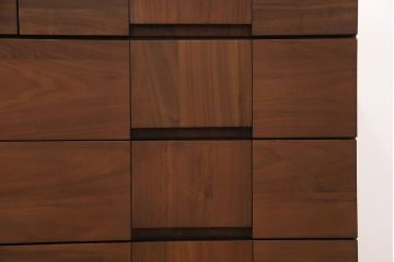 中古　美品　広島・府中家具いまだ　Craft Furniture IMADA ウォールナット材製のモダンなチェスト(ローチェストリビングボード、引き出し)(R-051572)