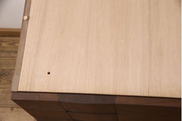 中古　美品　広島・府中家具いまだ　Craft Furniture IMADA ウォールナット材製のモダンなチェスト(ローチェストリビングボード、引き出し)(R-051573)