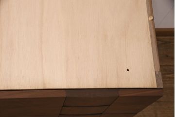 中古　美品　広島・府中家具いまだ　Craft Furniture IMADA ウォールナット材製のモダンなチェスト(ローチェストリビングボード、引き出し)(R-051573)