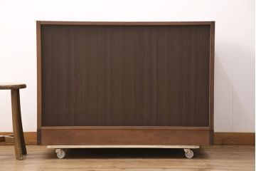 中古　美品　広島・府中家具いまだ　Craft Furniture IMADA ウォールナット材製のモダンなチェスト(ローチェストリビングボード、引き出し)(R-051573)