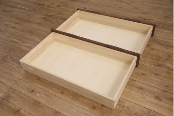 中古　美品　広島・府中家具いまだ　Craft Furniture IMADA ウォールナット材製のモダンなチェスト(ローチェストリビングボード、引き出し)(R-051573)