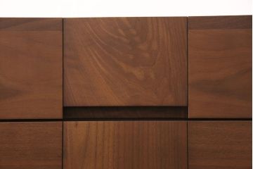 中古　美品　広島・府中家具いまだ　Craft Furniture IMADA ウォールナット材製のモダンなチェスト(ローチェストリビングボード、引き出し)(R-051573)