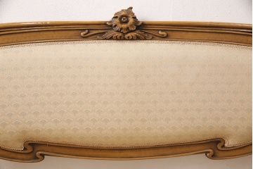ヨーロッパヴィンテージ　最高級イタリア輸入家具　CLItalia(CLイタリア)社　アールヌーヴォー様式　優美な佇まいのアームソファ(2人掛け、二人掛け、ビンテージ)(R-051578)(検索ワード:メデア、Medea)