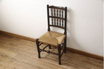 中古　松本民芸家具　38型　落ち着きのある色味とラッシのコントラストがおしゃれなスピンドルチェア(ダイニングチェア、椅子)(R-051581)