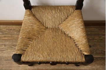 中古　松本民芸家具　38型　落ち着きのある色味とラッシのコントラストがおしゃれなスピンドルチェア(ダイニングチェア、椅子)(R-051581)