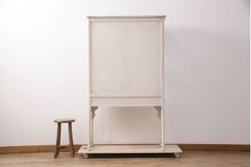 和製アンティーク　3面ガラス　レトロで可愛らしいケビントキャビネット(陳列棚、ガラスケース、ショーケース)(R-051584)