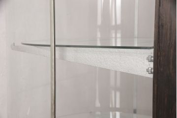 和製アンティーク　人気の縦型!すっきりとした佇まいのR型(曲面)ガラスケース(飾り棚、陳列棚)(R-051588)