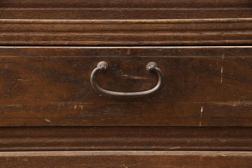 和製アンティーク　桑材　趣きのある透かし彫りが目を惹く、凝った作りの収納棚(食器棚、キャビネット、水屋箪笥)(R-051594)