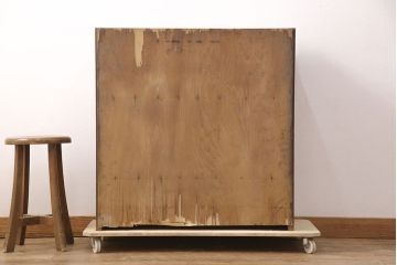 和製アンティーク　桑材　趣きのある透かし彫りが目を惹く、凝った作りの収納棚(食器棚、キャビネット、水屋箪笥)(R-051594)