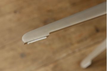 中古　超美品　BoConcept(ボーコンセプト)　smartville(スマートヴィル)　本革　ミッドセンチュリスタイルの空間づくりに活躍するイージーチェア(椅子、アームチェア)(定価約33万円)(R-051598)