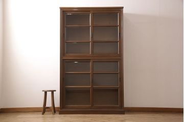 アンティーク家具　ナラ材　古い洋館で使われていた上品な雰囲気あふれる収納棚(食器棚、本箱、ブックケース、店舗什器、陳列棚)(R-051600)