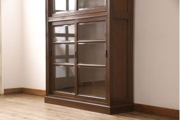 アンティーク家具　ナラ材　古い洋館で使われていた上品な雰囲気あふれる収納棚(食器棚、本箱、ブックケース、店舗什器、陳列棚)(R-051600)