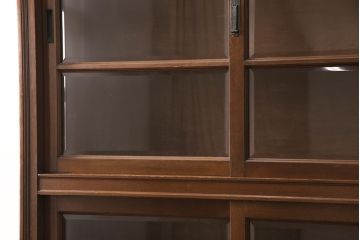 アンティーク家具　ナラ材　古い洋館で使われていた上品な雰囲気あふれる収納棚(食器棚、本箱、ブックケース、店舗什器、陳列棚)(R-051600)