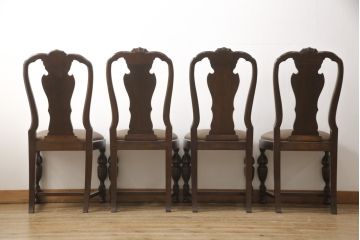イギリスアンティーク　彫りの装飾が美しい!バルボスレッグが目を引くチェア4脚セット(ダイニングチェア、椅子)(R-051602)