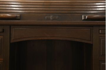 和製アンティーク　上手物!　ナラ材　古い洋館から見つけました!大正ロマン香る脚付きロールトップデスク(ワークデスク、机、在宅ワーク、在宅用両袖机)(R-051610)