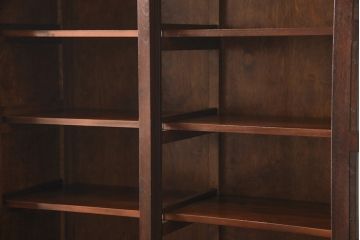 中古　美品　松本民芸家具　特注品　落ち着きのある大人空間にもってこい!上品な重ね食器棚(収納棚、戸棚、キャビネット、飾り棚、本箱)(定価約55万円)(R-051611)
