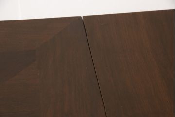 イギリスアンティーク家具　ウォールナット材　細かな細工に上質さが感じられる大型ドローリーフテーブル(ダイニングテーブル、エクステンションテーブル)(R-051617)