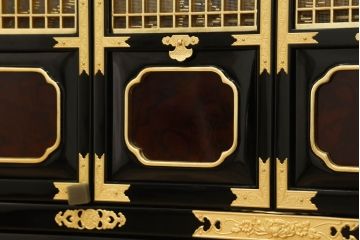 中古　未使用　展示品　100代　金仏壇「白木彫」　和と洋どちらの空間にもおすすめの長岡仏壇(定価約180万円)(R-051621)