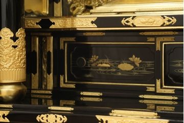 中古　未使用　展示品　100代　金仏壇「白木彫」　和と洋どちらの空間にもおすすめの長岡仏壇(定価約180万円)(R-051621)