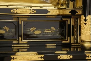 中古　未使用　展示品　100代　金仏壇「白木彫」　和と洋どちらの空間にもおすすめの長岡仏壇(定価約180万円)(R-051621)