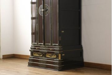 中古　未使用　展示品　100代　金仏壇「白木彫」　和と洋どちらの空間にもおすすめの長岡仏壇(定価約180万円)(R-051621)