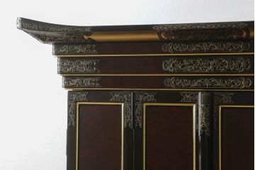 中古　未使用　展示品　100代　金仏壇「白木彫」　和と洋どちらの空間にもおすすめの長岡仏壇(定価約180万円)(R-051621)