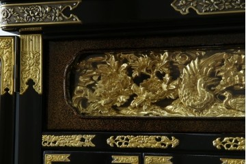 中古　未使用　展示品　70代　金仏壇「大空」　梨地塗り　落ち着きのある明るい佇まいが魅力の長岡仏壇　定価約120万円　(R-051622)