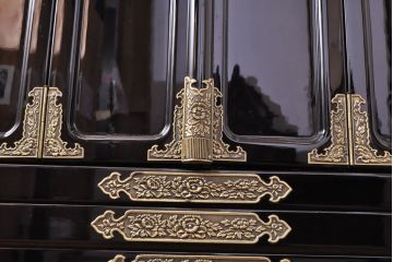 中古　未使用　展示品　70代　金仏壇「大空」　梨地塗り　落ち着きのある明るい佇まいが魅力の長岡仏壇(定価約120万円)(R-051622)