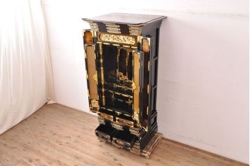中古　未使用　展示品　70代　金仏壇「大空」　梨地塗り　落ち着きのある明るい佇まいが魅力の長岡仏壇(定価約120万円)(R-051622)
