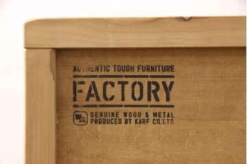 中古　美品　パイン材　karf(カーフ)　"FACTORY”　Tool　インダストリアルデザインでかっこいい空間づくりに活躍するチェスト(M)(引き出し、サイドチェスト、収納棚)(定価約17万円)(R-051626)