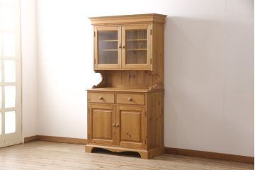 中古　PENNY WISE(ペニーワイズ)　パイン材　カントリーテイストの空間づくりにおすすめ!温もり溢れるカップボード(食器棚、収納棚、キャビネット)(R-051629)