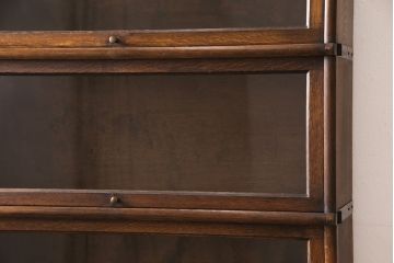 イギリスアンティーク　オーク材　クラシカルな佇まいが魅力のスタッキングブックケース(本箱、本棚、書棚、食器棚、キャビネット)(R-051630)