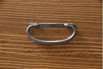 和製ヴィンテージ　衣装盆付き　渋く落ち着いた佇まいが魅力の二段重ね総桐箪笥(和タンス、着物箪笥、ビンテージ、桐たんす)(R-051633)