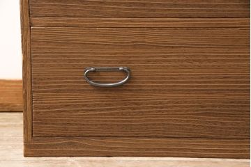 和製ヴィンテージ　衣装盆付き　渋く落ち着いた佇まいが魅力の二段重ね総桐箪笥(和タンス、着物箪笥、ビンテージ、桐たんす)(R-051633)