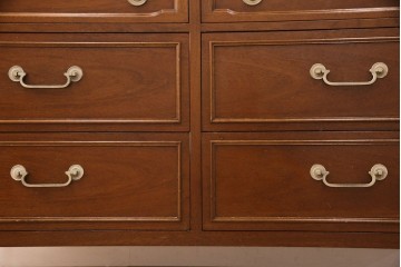 中古　DREXEL HERITAGE(ドレクセルヘリテイジ)　Triune(トライユン)　マホガニー材　チェスト(サイドボード、引き出し、ドレッサー)(R-051634)