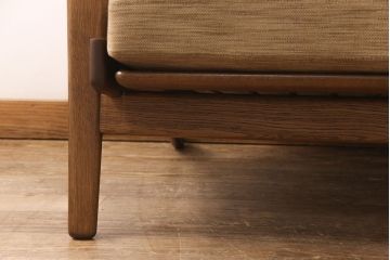 中古　デンマーク家具　Hans J Wegner(ハンス・J・ウェグナー)　GETAMA(ゲタマ)　GE290　オーク材　淡いトーンの色合いがお洒落な3人掛けソファ(アームソファ)(R-051649)